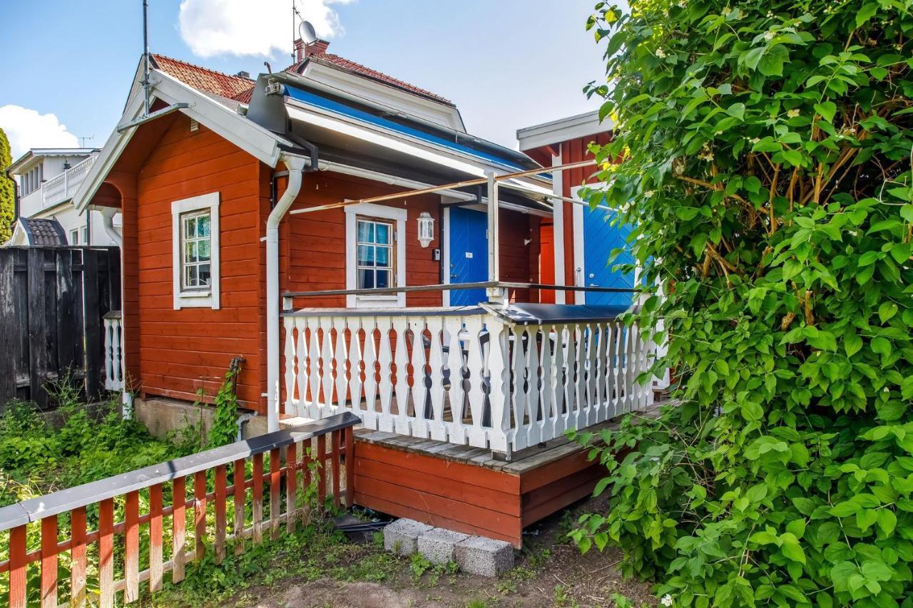 Simple Little Cottage In A Cozy Courtyard In Vimmerby Dış mekan fotoğraf